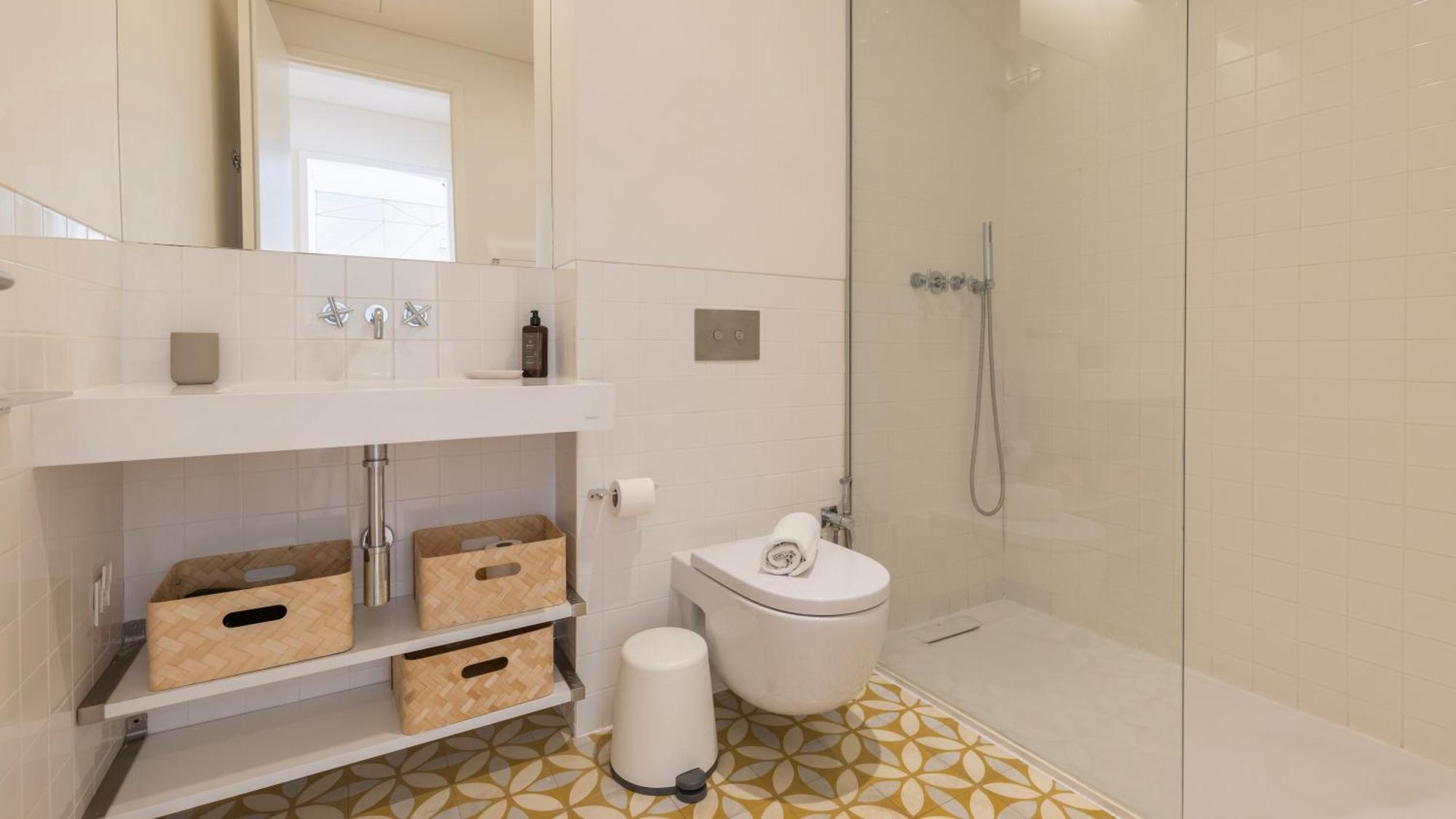 Downtown Sleek Apartment By Lovelystay Lisbon Exterior photo